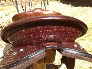 Stock Western Fender Saddle